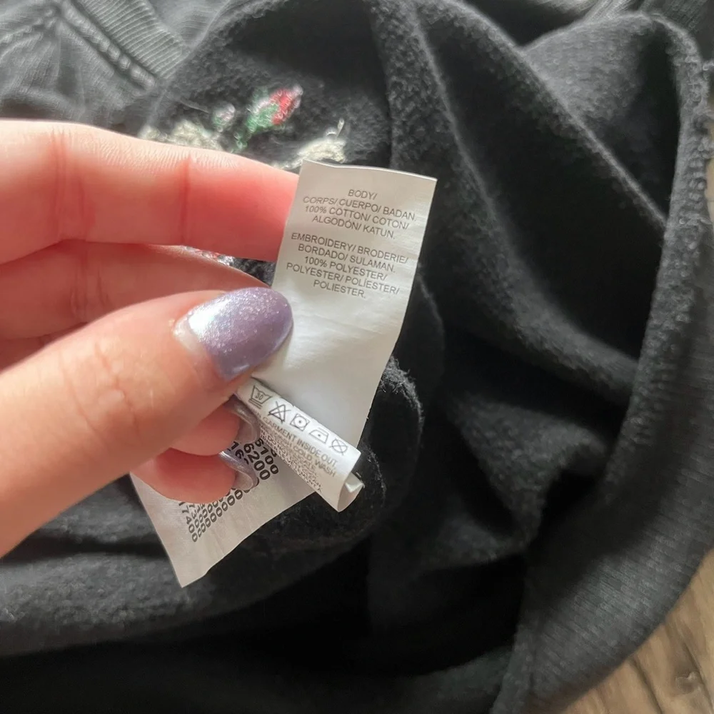 Lucky Brand Black Floral Embroidered Sweatshirt - Picture 12 of 14